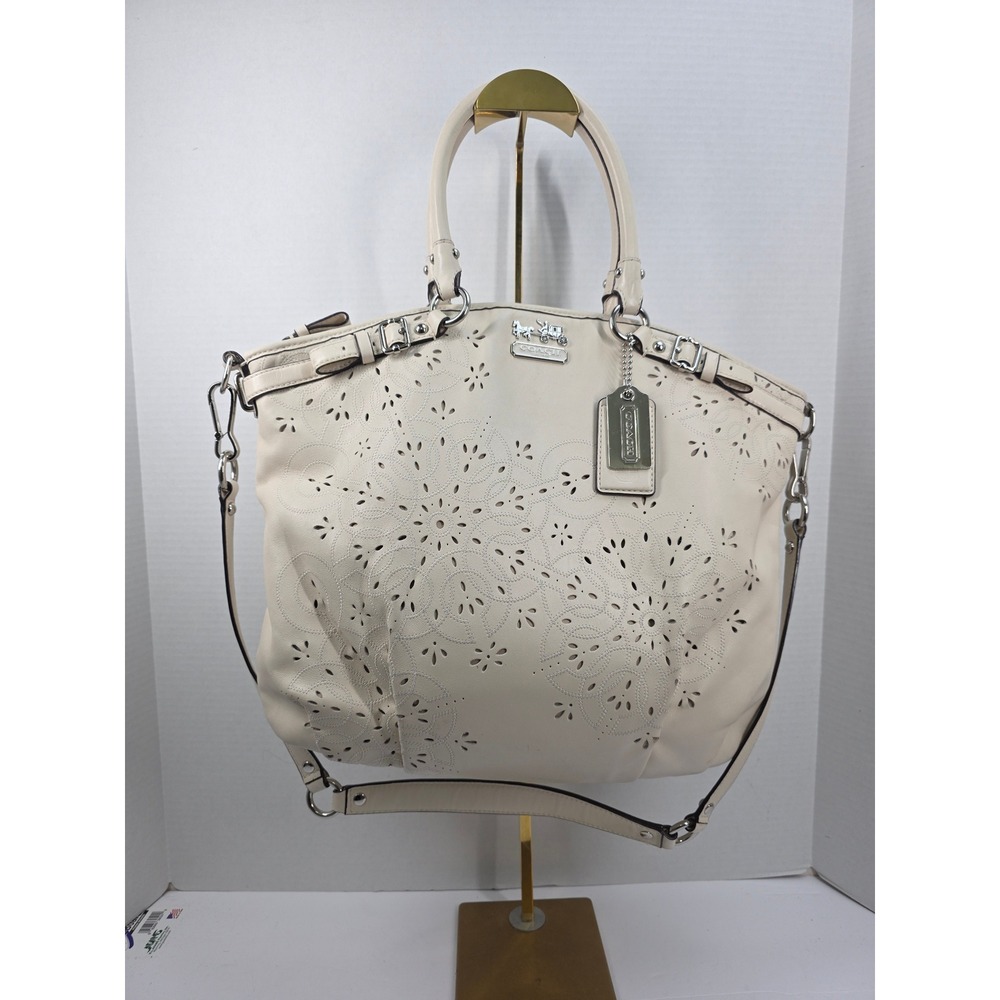 Coach Madison Tossed Laser Lindsay Satchel White B1282-19624 Hobo Shoulder Bag